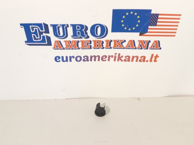 Park Sensor Rear Bracket (left)
